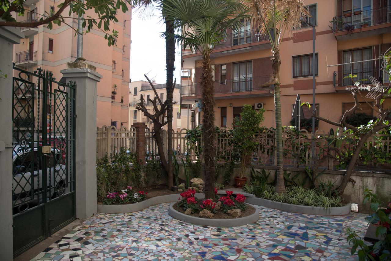 Villino Teresa Bed and Breakfast Salerno Eksteriør billede